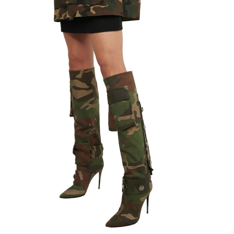 Women‘s camouflage knee-length boots